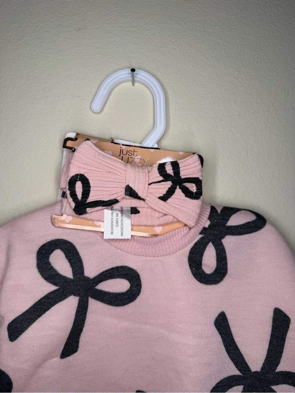 Kids Pink Bow-Print Pajama Set - Cozy Long Sleeve Top & Ribbed Pants